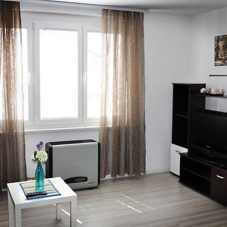 Ferienwohnung Studio Ella Sarajevo Zimmer foto